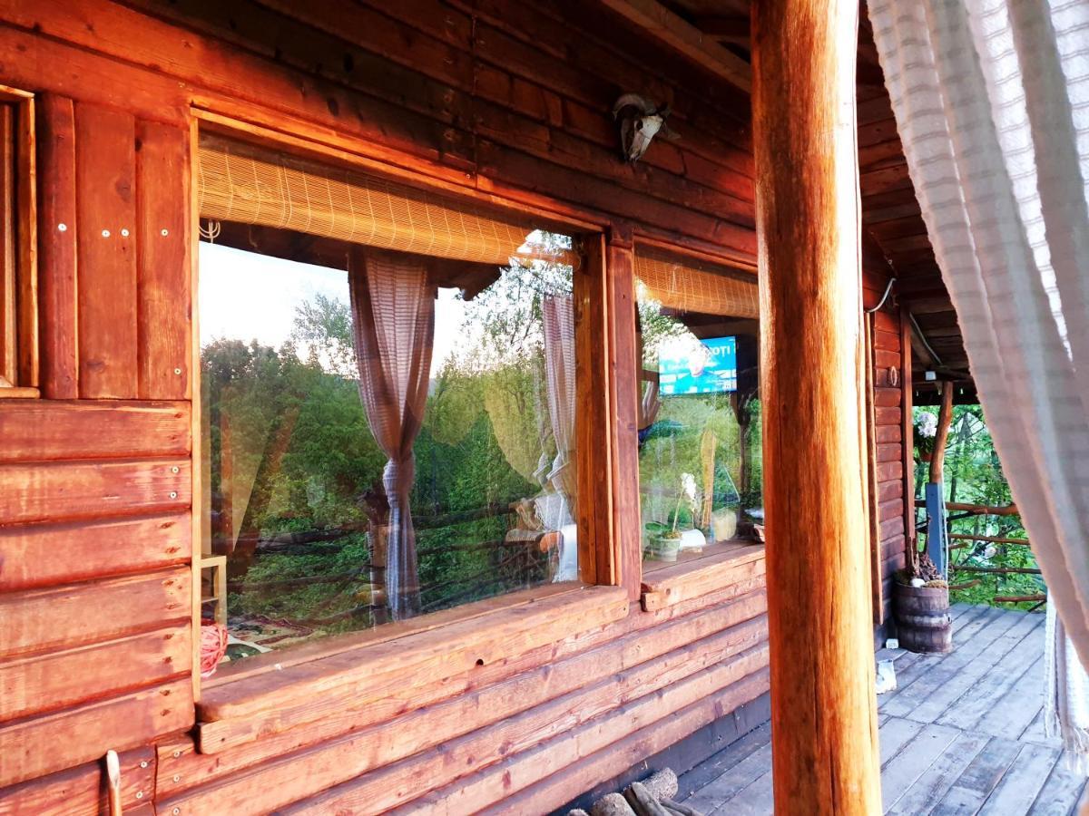 Mystically Wood House In The Forest Carjari 외부 사진